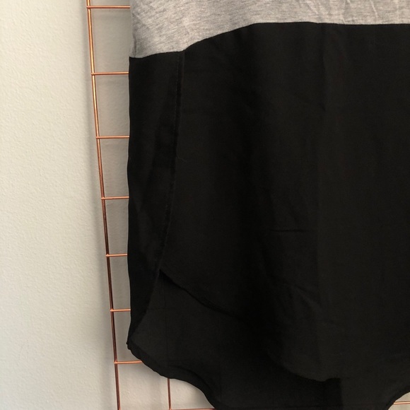 Aiden Y | Colorblock Tee - Picture 3 of 4